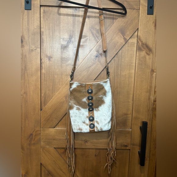 Myra bag hide outer with fringe - Picture 2 of 5